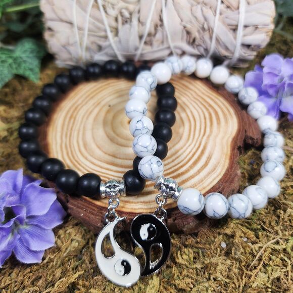 Yin Yang Howlite & Black Agate Couple's Bracelets #9 - Picture 1 of 2
